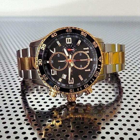 Invicta Men's Specialty Chronograph Textured Dial Stainless Steel Watch - Picture 4 of 9